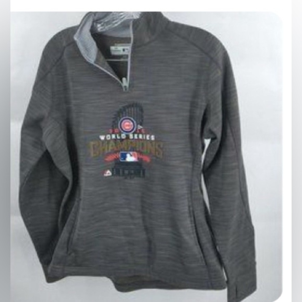 WOMEN MAJESTIC CHICAGO CUBS WORLD SERIES CHAMPIONS MLB BASEBALL
SWEATSHIRT SMALL